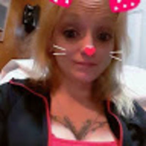 Meet your Posher, Sarah lynn